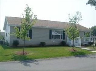 29 Sunset Way, Manchester, NH 03104