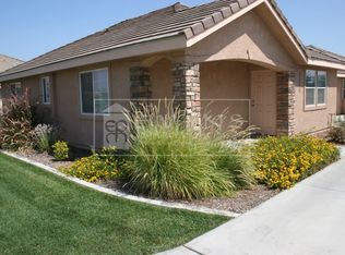2212 N Vickie Ct, Visalia, CA