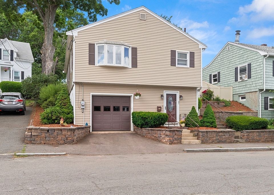 1st image of 27 Woodside St