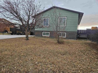 1614 Barratt St, Laramie, WY, 82070