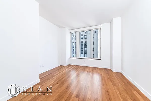 Rented by Kian Realty | media 19