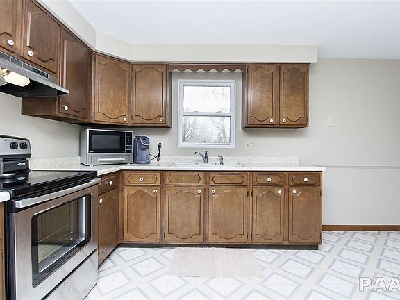 4th image of 606 Wilshire Dr