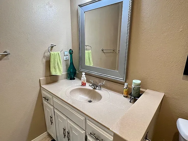 2902 Candlestick Ln — Photo 24