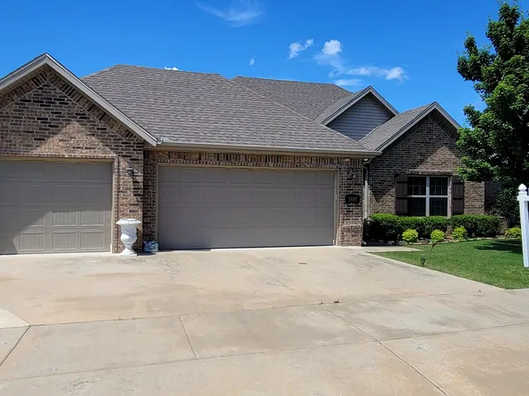5810 W Cane Hill Dr, Fayetteville, AR