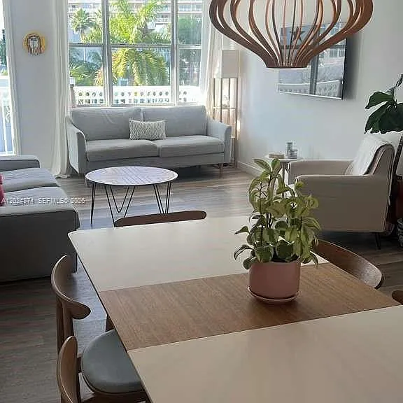 1913 S Ocean Dr #429 — Photo 1