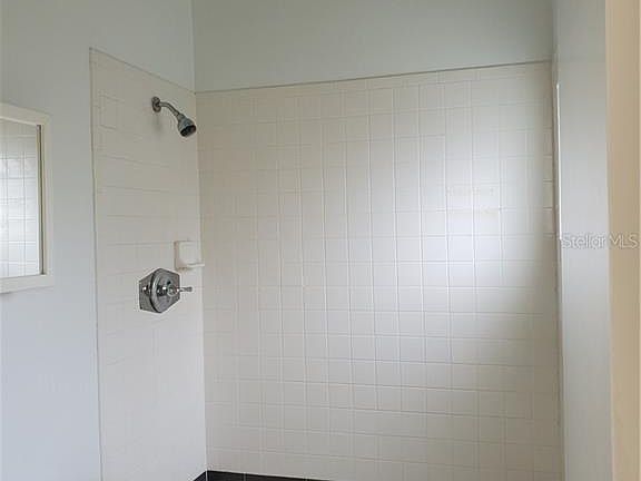 5th image of 15215 Amberly Dr APT 1009