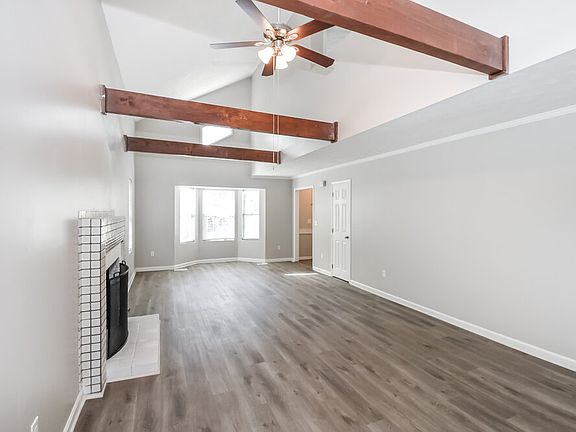 4th image of 5897 Brookside Dr SE