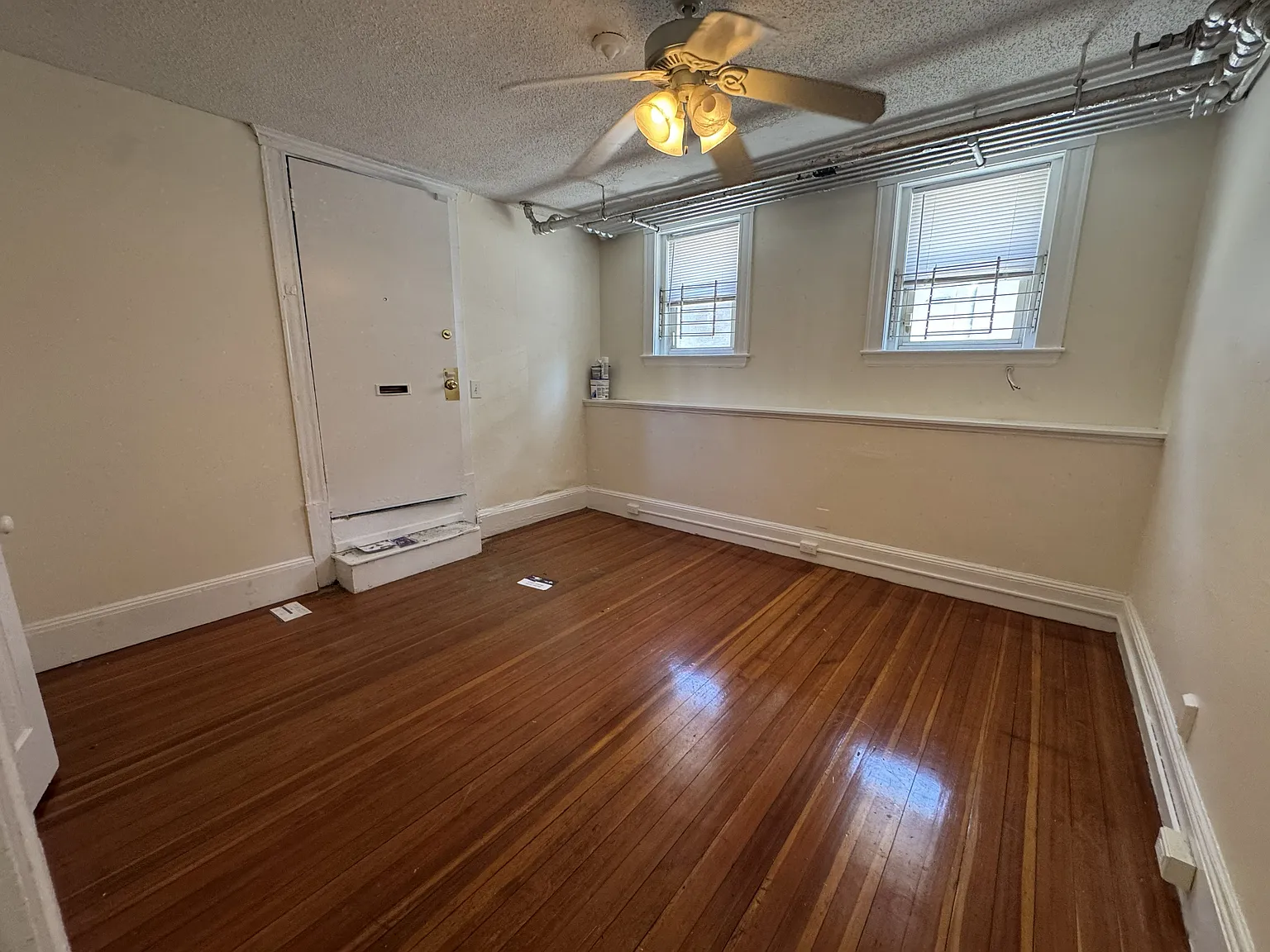 Studio, $1,950 — Photo 2