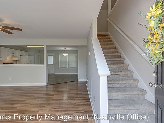 4th image of 2879 Sutherland Dr