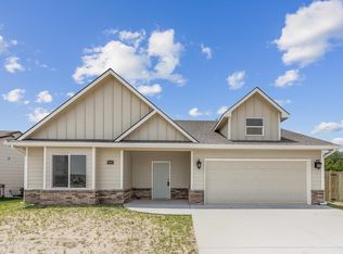 415 S Sweetwater Rd, Maize, KS 67101