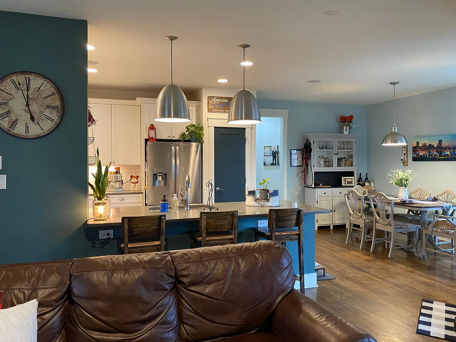 3 bed, 2.5 bath, 1525 sqft, $2,550 — Photo 4
