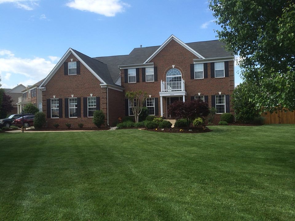 1st image of 22031 Hyde Park Dr