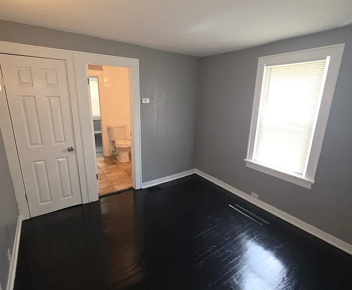 1918 S Willow Ave — Photo 16