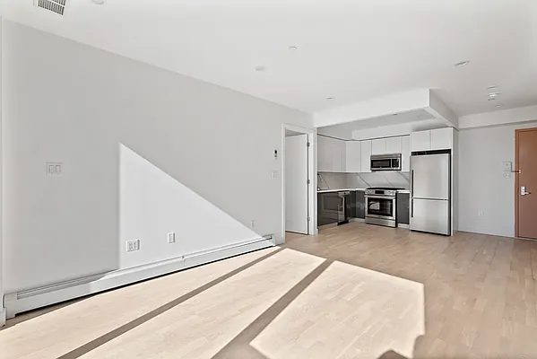 Rented by Living New York | media 37