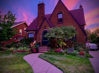 4806 Landchester Rd, Cleveland, OH 44109