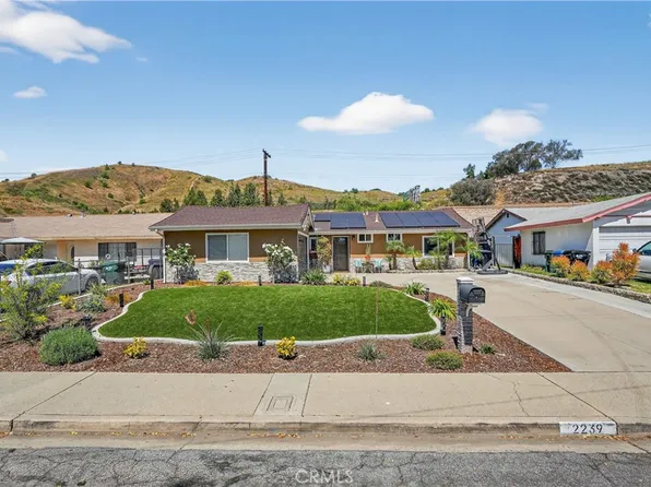2239 Farringdon Ave, Pomona, CA 91768
