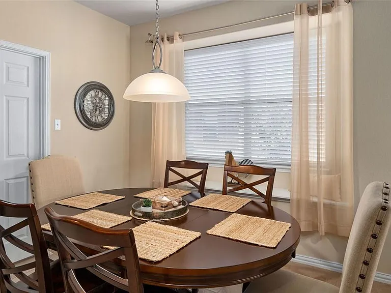 153 Crizer Ct — Photo 11