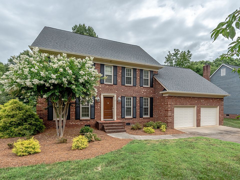 1st image of 2428 Lynbridge Dr