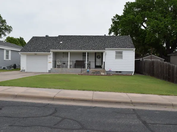 407 W 19th St, Hays, KS 67601