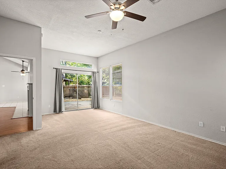 8113 Elkhorn Mountain Trl — Photo 6