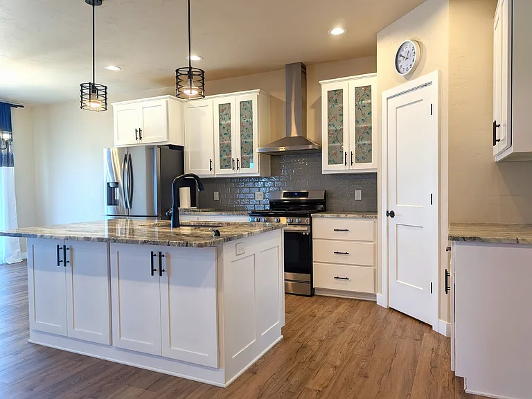 N8739 Connor Cir — Photo 26