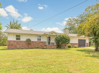 425 Wayland Dr, Forsyth, MO 65653