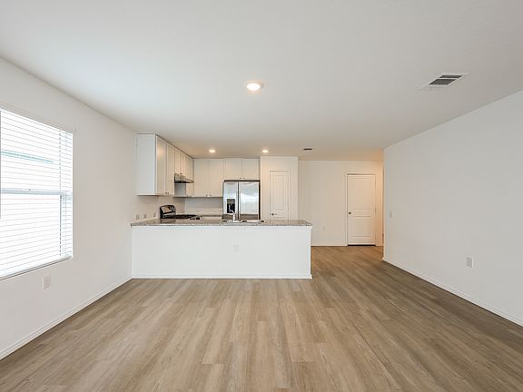 5th image of 11959 Cink Dr