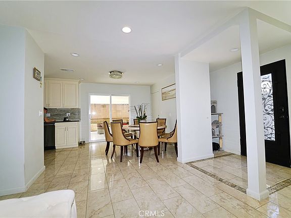 4th image of 4700 Topanga Canyon Blvd