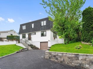 9 Pleasant Ave, White Plains, NY 10605