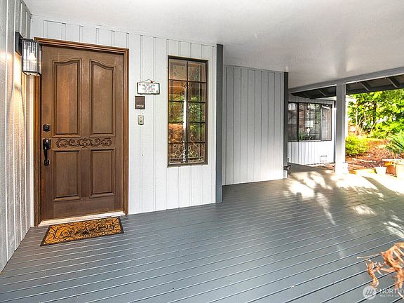 4th image of 1805 Village Green Drive #20