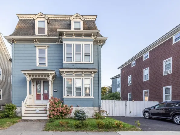 1297 N Main St, Fall River, MA 02720