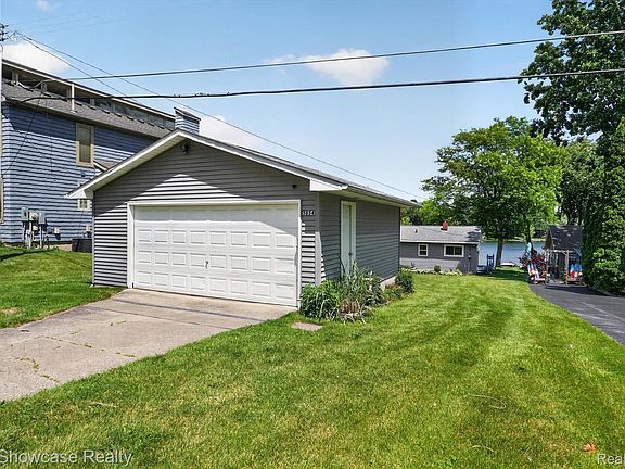 2nd image of 5854 Bullard Rd