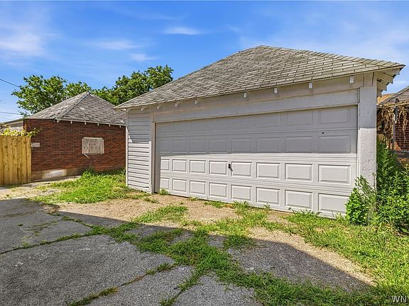 4th image of 626 E Delavan Ave #N
