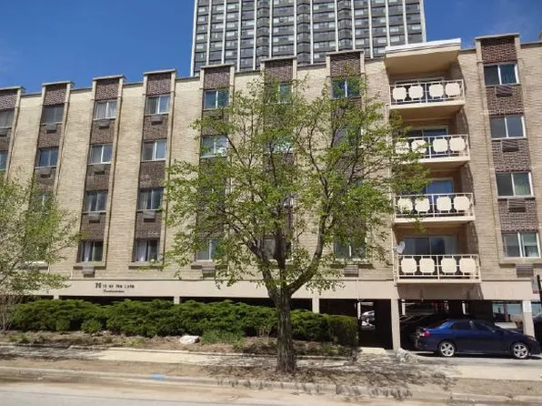 2772 E 75th St #3E, Chicago, IL 60649
