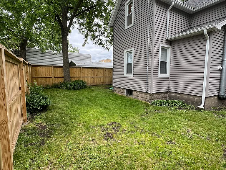 306 York St #1 — Photo 16