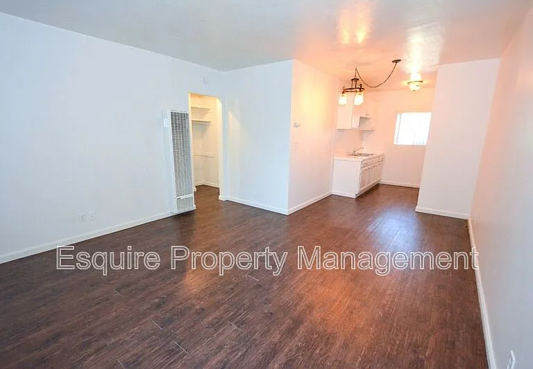 640 W Channel Islands Blvd #D11 — Photo 2