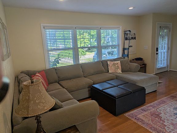 3rd image of 314 S Mayhew St