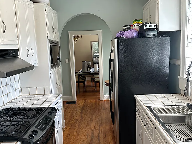 927 Heard Ave — Photo 13