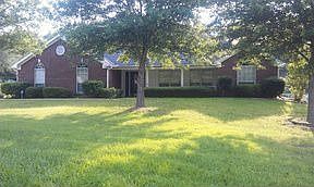 1st image of 180 Fox Glove Ln