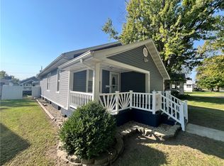 513 W Washington St, Hoopeston, IL 60942
