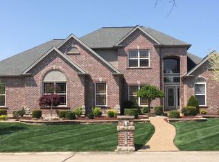 1758 Discovery Dr, Wentzville, MO 63385