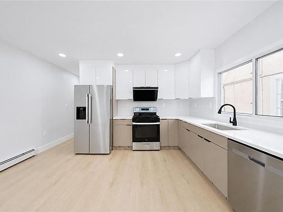 5th image of 2271 E 19th St