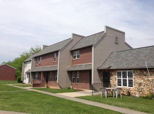 51 Apartment Dr, Mifflintown, PA 17059