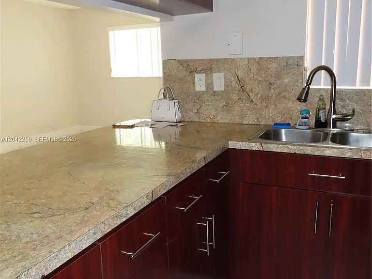 13894 SW 65th Ter #12 — Photo 7