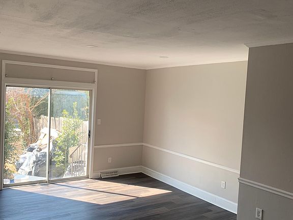 2nd image of 532 Lafayette Blvd