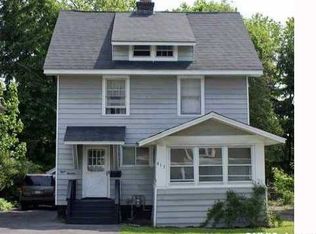 813 Seeley Rd, Syracuse, NY 13224