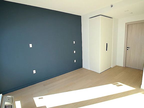 3rd image of 181 E 101st St Penthouse 10