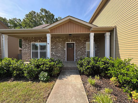 4th image of 851 Cherry Blossom Ln