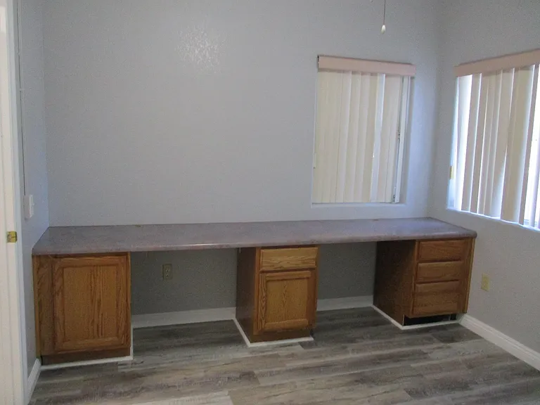 5225 W Reno Ave — Photo 6