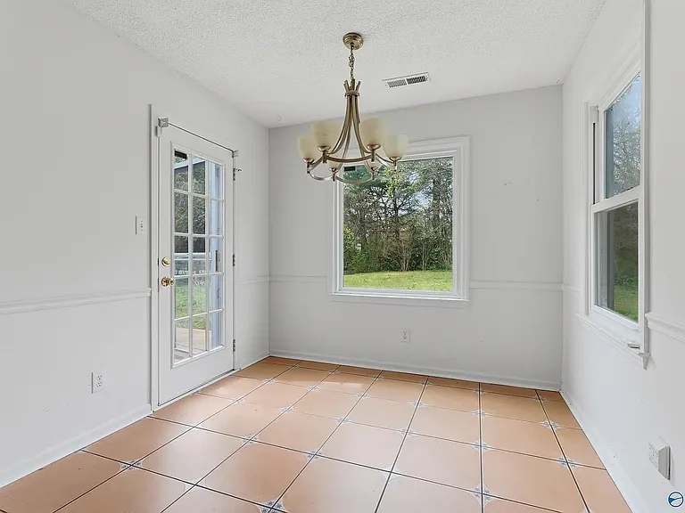 106 Golden Oak Dr — Photo 11
